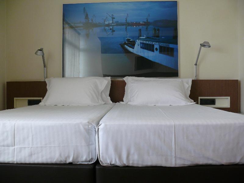Hotel Los Angeles Guarnizo Buitenkant foto